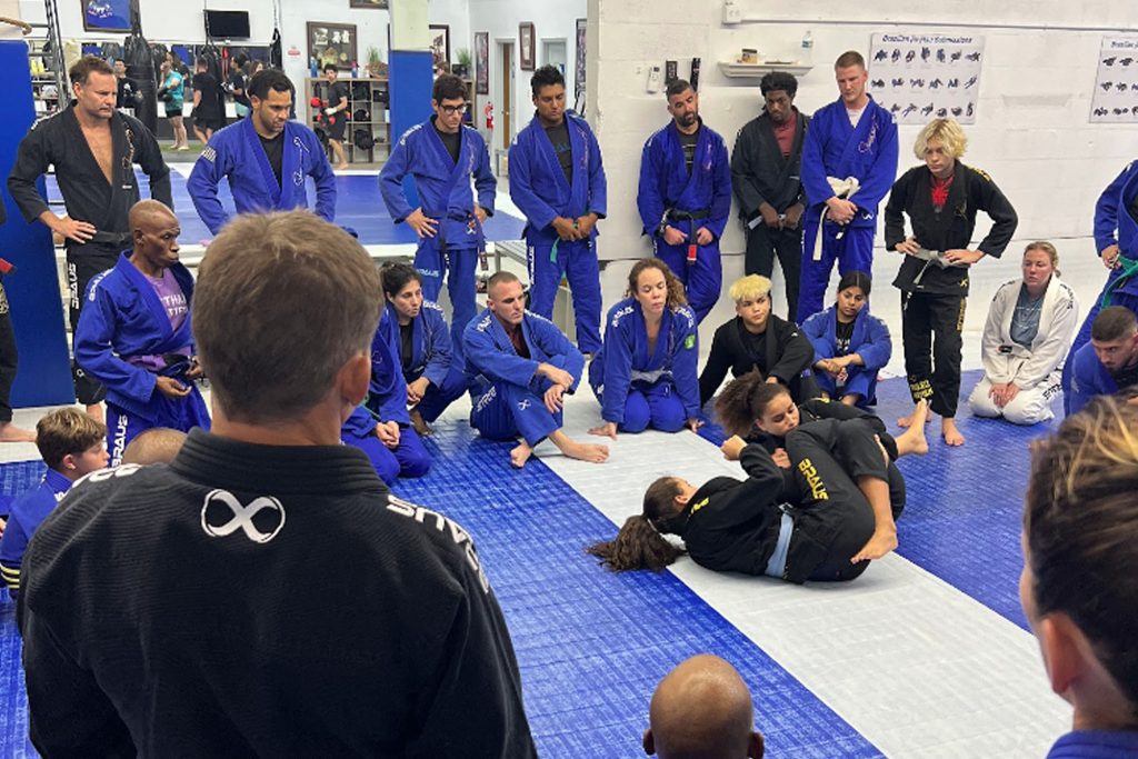 What Is Brazilian Jiu-Jitsu (BJJ)? An Overview Guide (2023)