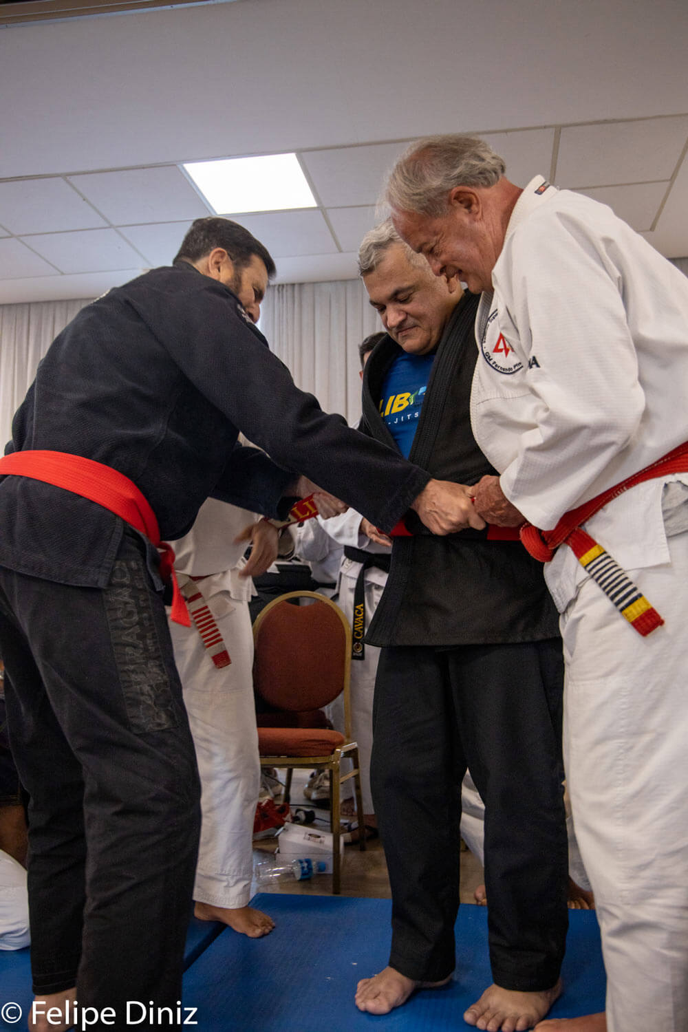 Ricardo Liborio receives his coral belt